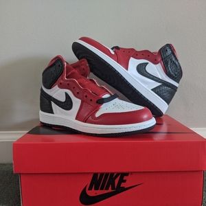 (SOLD) Jordan 1 High Satin Red PS Size 1.5